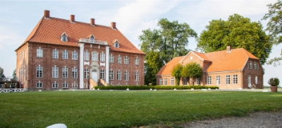 Holsteintanne Gut Dobersdorf