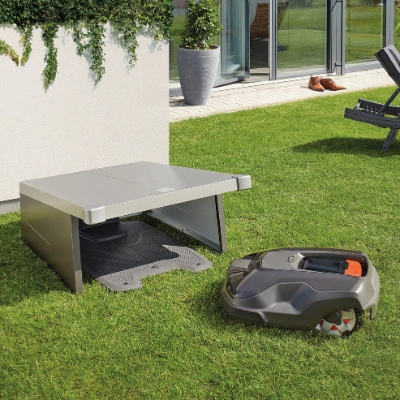 Rasenroboter­garage